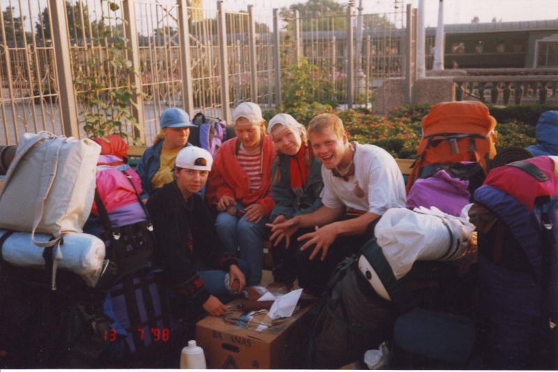 Fail:1998 MinVody.jpg